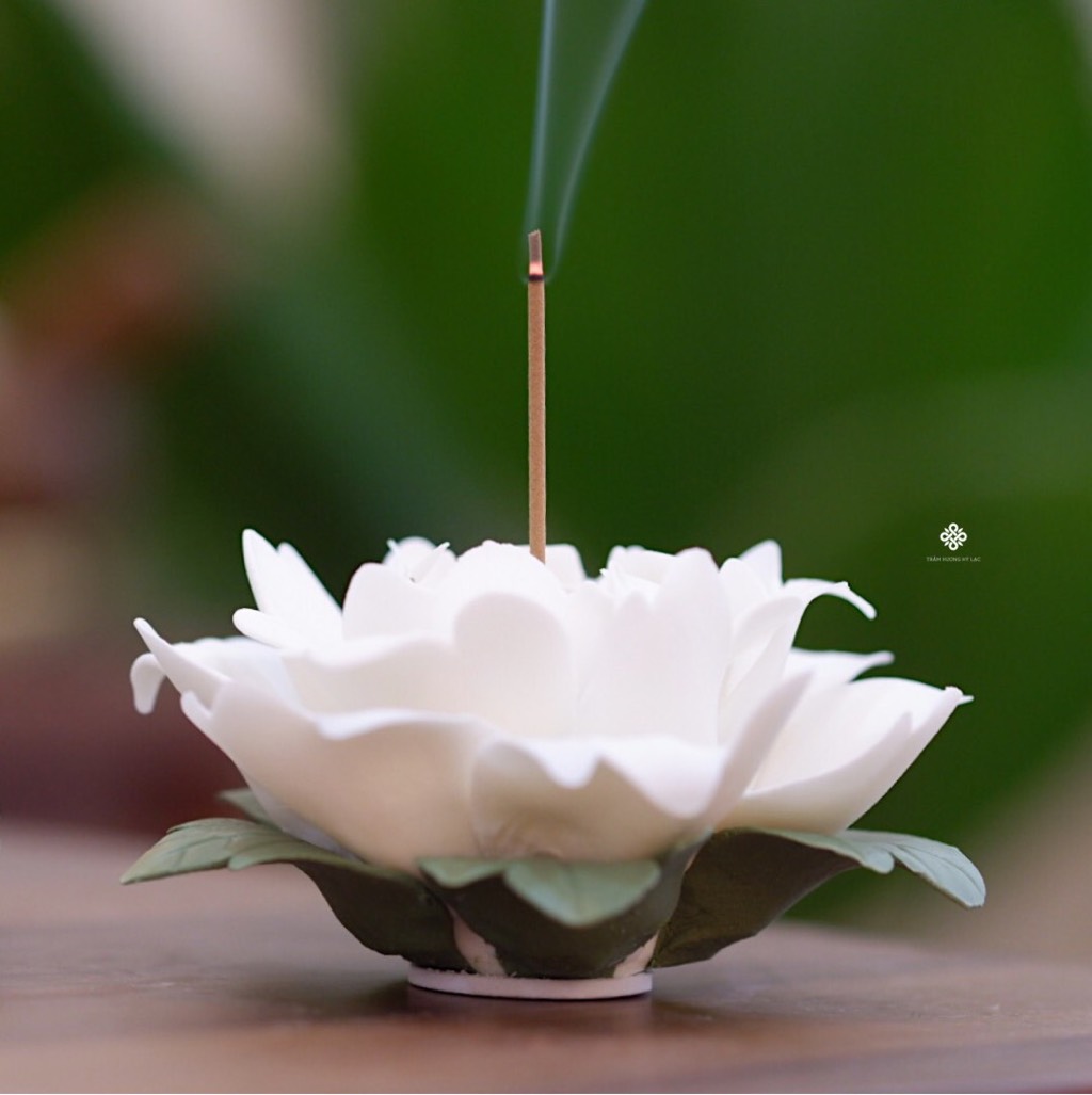 Lư gốm mẫu đơn trắng 9cm