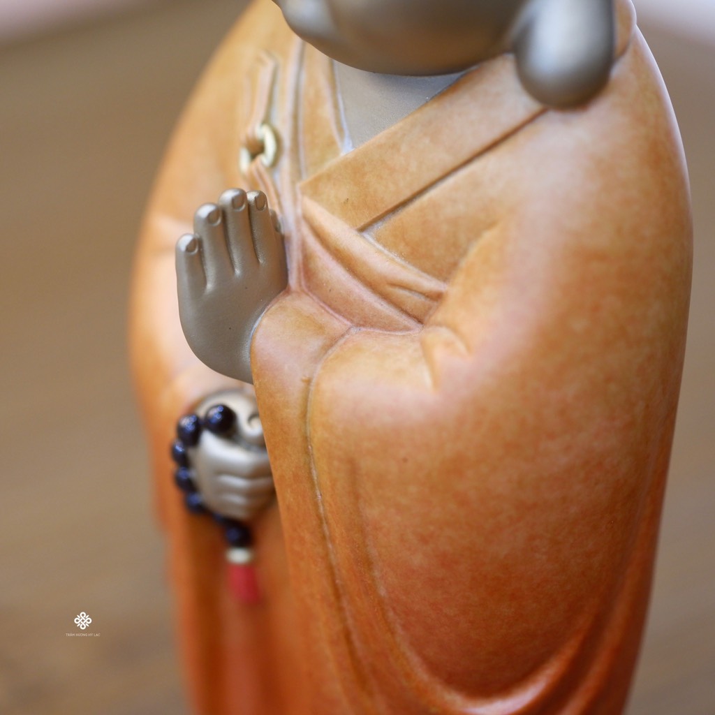 Tượng đồng tiểu hoà thượng tâm an