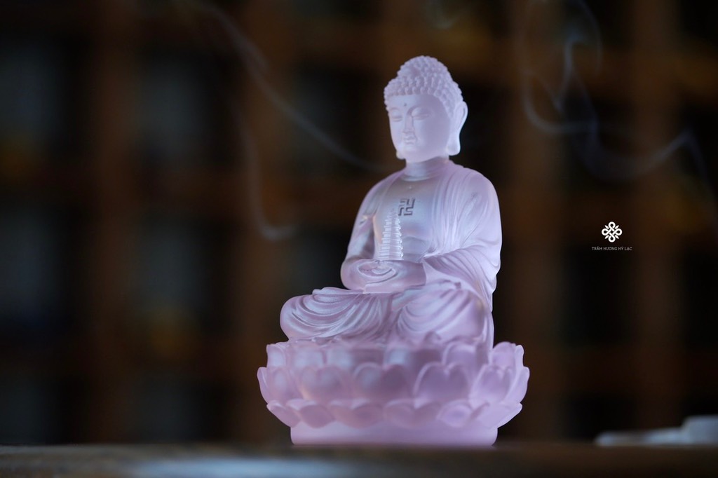 Tượng Đức Phật Dược Sư cầm bảo tháp lưu ly hồng 12.5cm