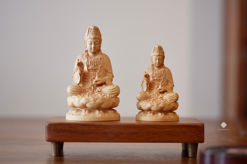Tượng Quan Âm Bồ tát gỗ hoàng dương lá nhỏ 10cm