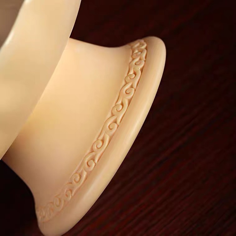 Đĩa bồng hoa sen sứ vàng 22cm