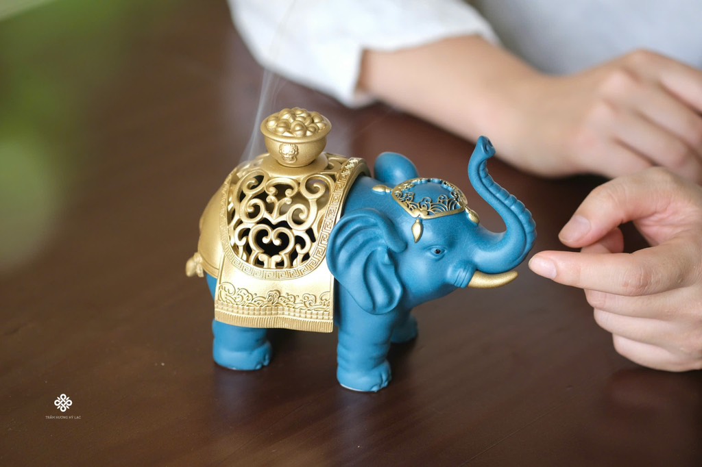 Lư đồng lộc tượng