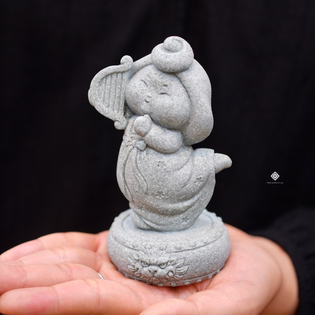 Thiên nữ đàn hạc đá sa thạch