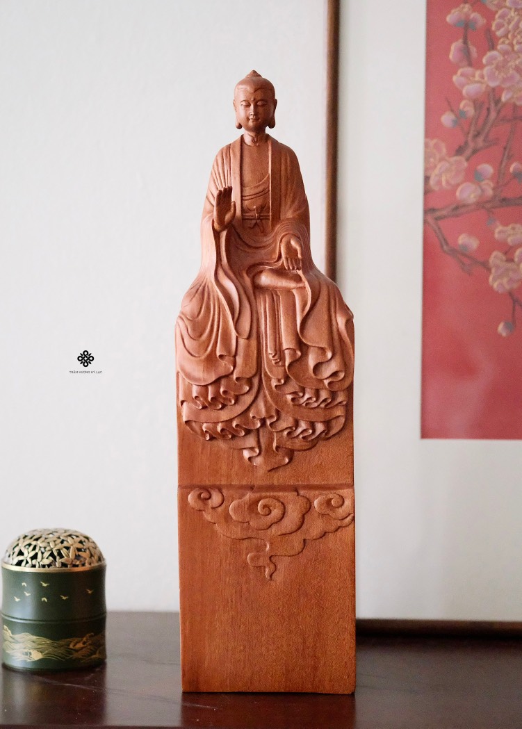 Tượng Phật an lành vô uý gỗ gụ