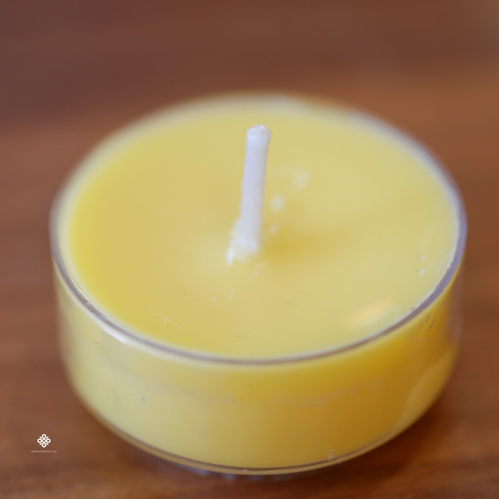 Nến bơ cao cấp 100 viên màu vàng vỏ nhựa - 4h