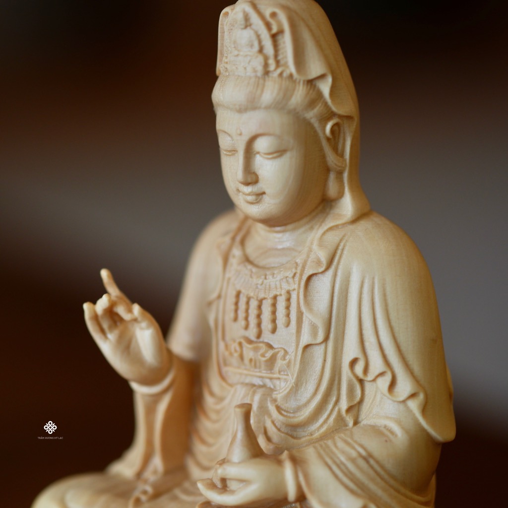 Tượng Quan Âm Bồ tát gỗ hoàng dương lá nhỏ 10cm