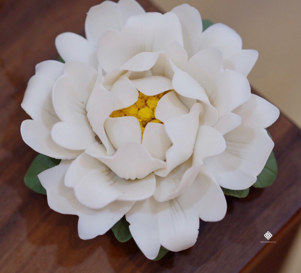 Lư gốm mẫu đơn trắng 9cm