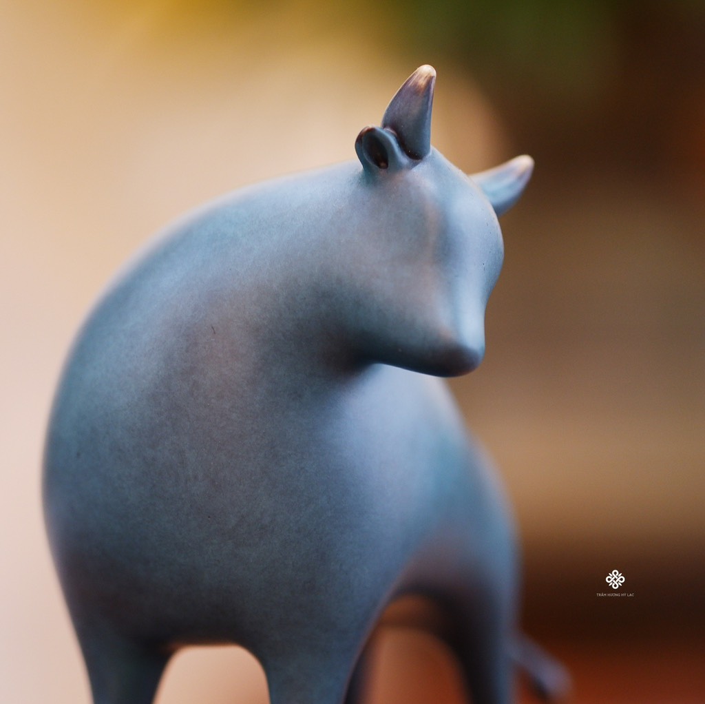 Tượng đồng thiên ngưu an bình