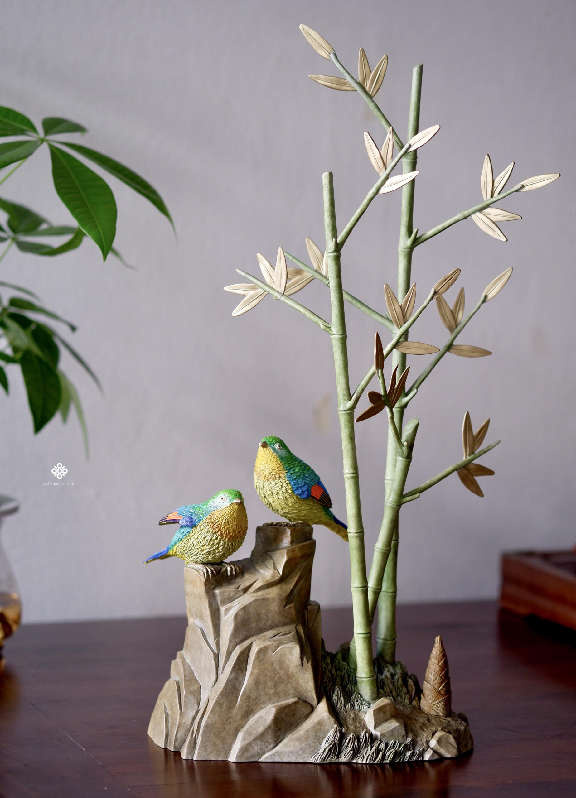 Tượng đồng uyên ương thanh trúc