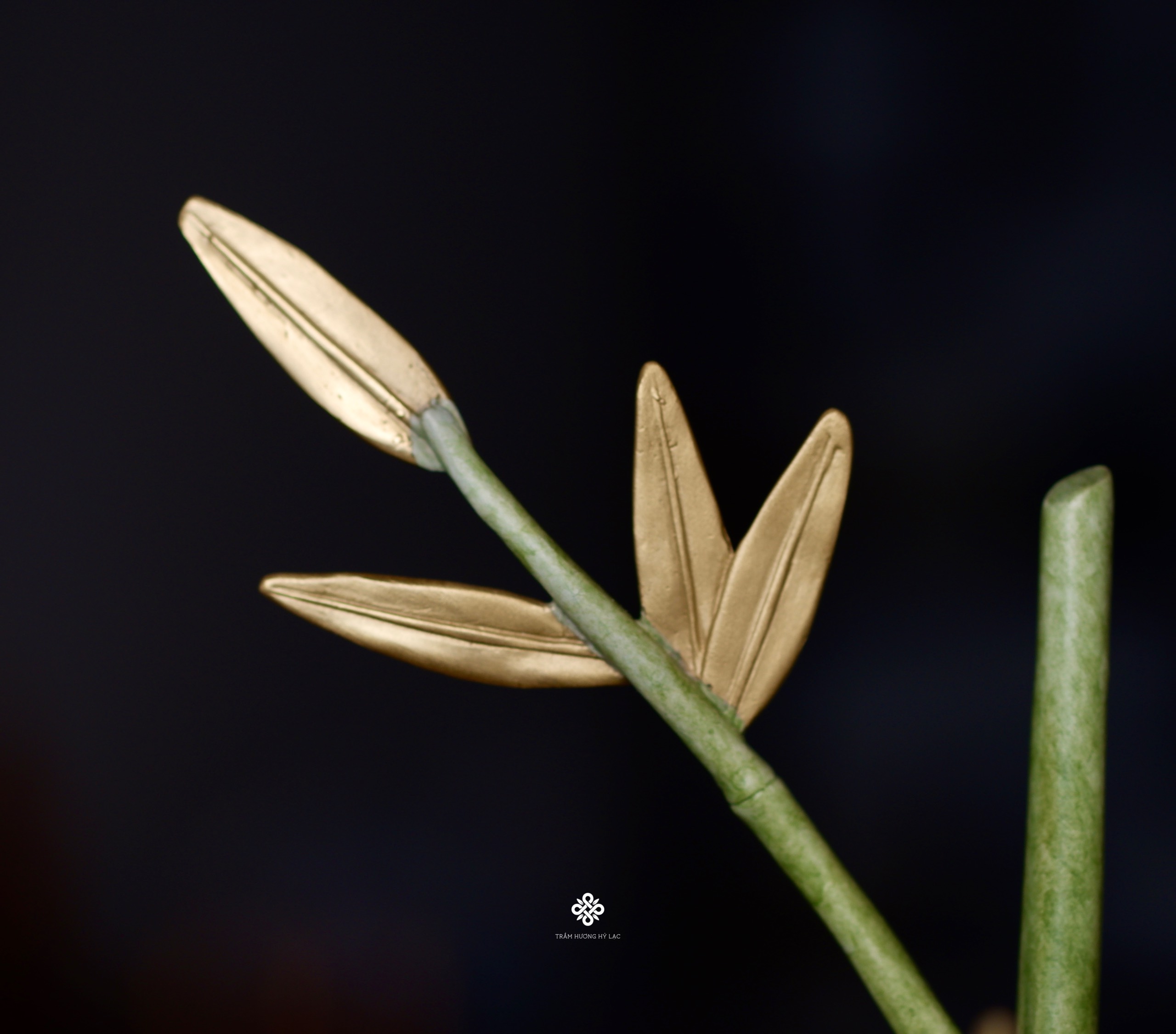 Tượng đồng uyên ương thanh trúc