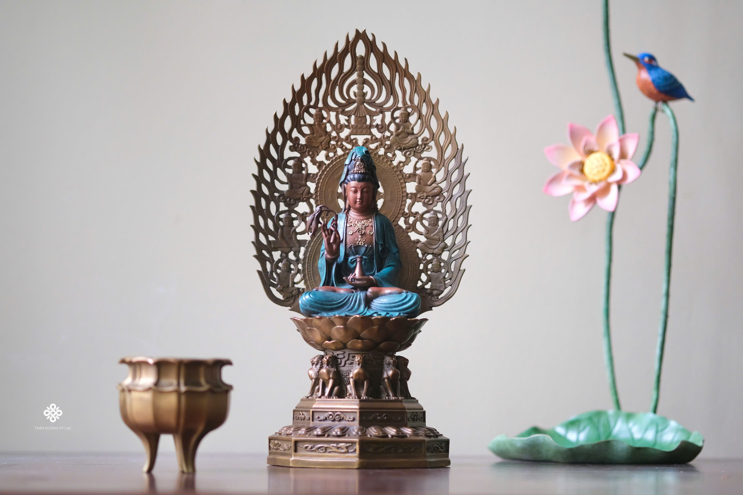 Tượng đồng Quan Âm Bồ tát 28cm