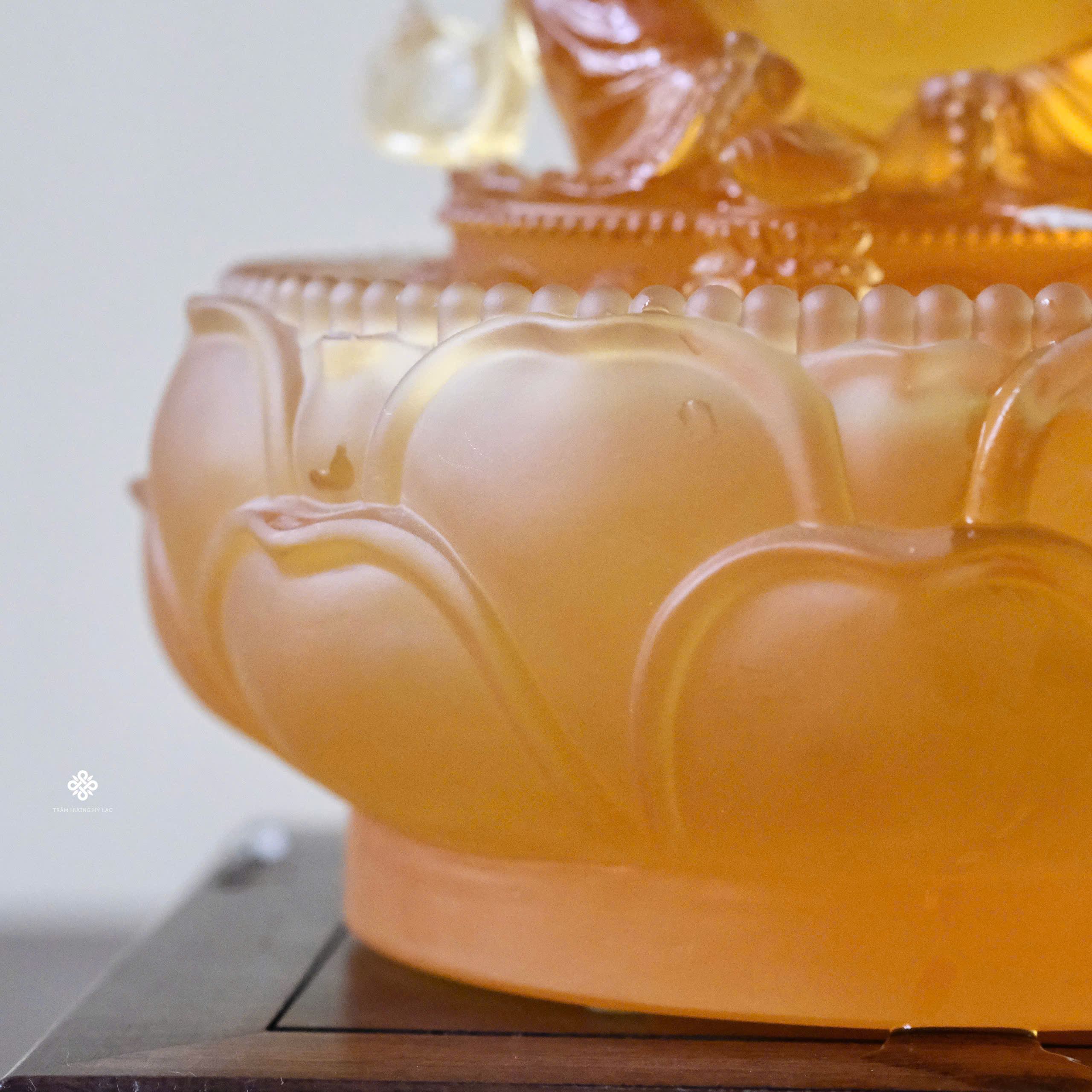 Bộ tắm Đức Phật Tài Bảo Dzambala lưu ly vàng 24cm