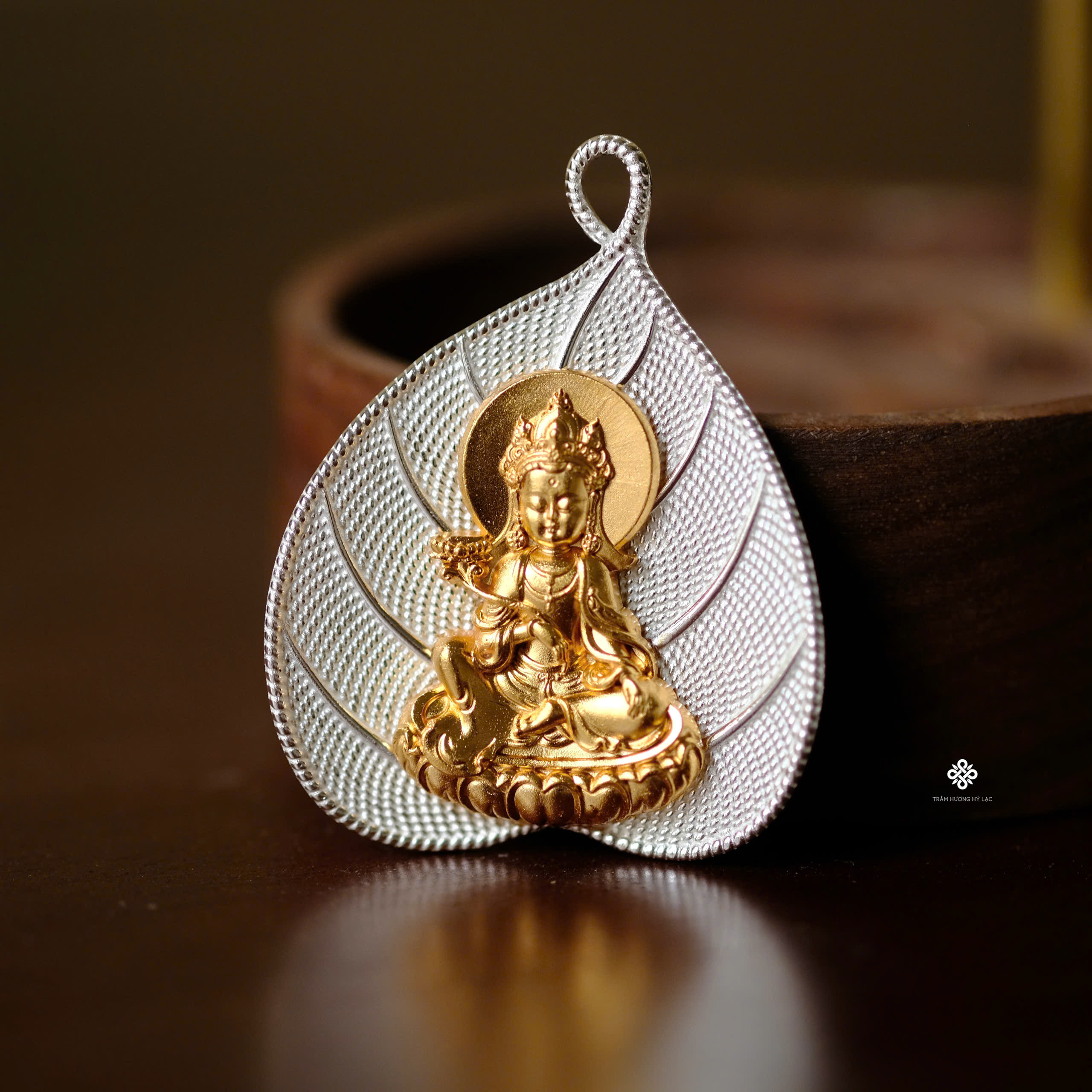 Mặt dây Đại Thế Chí Bồ tát