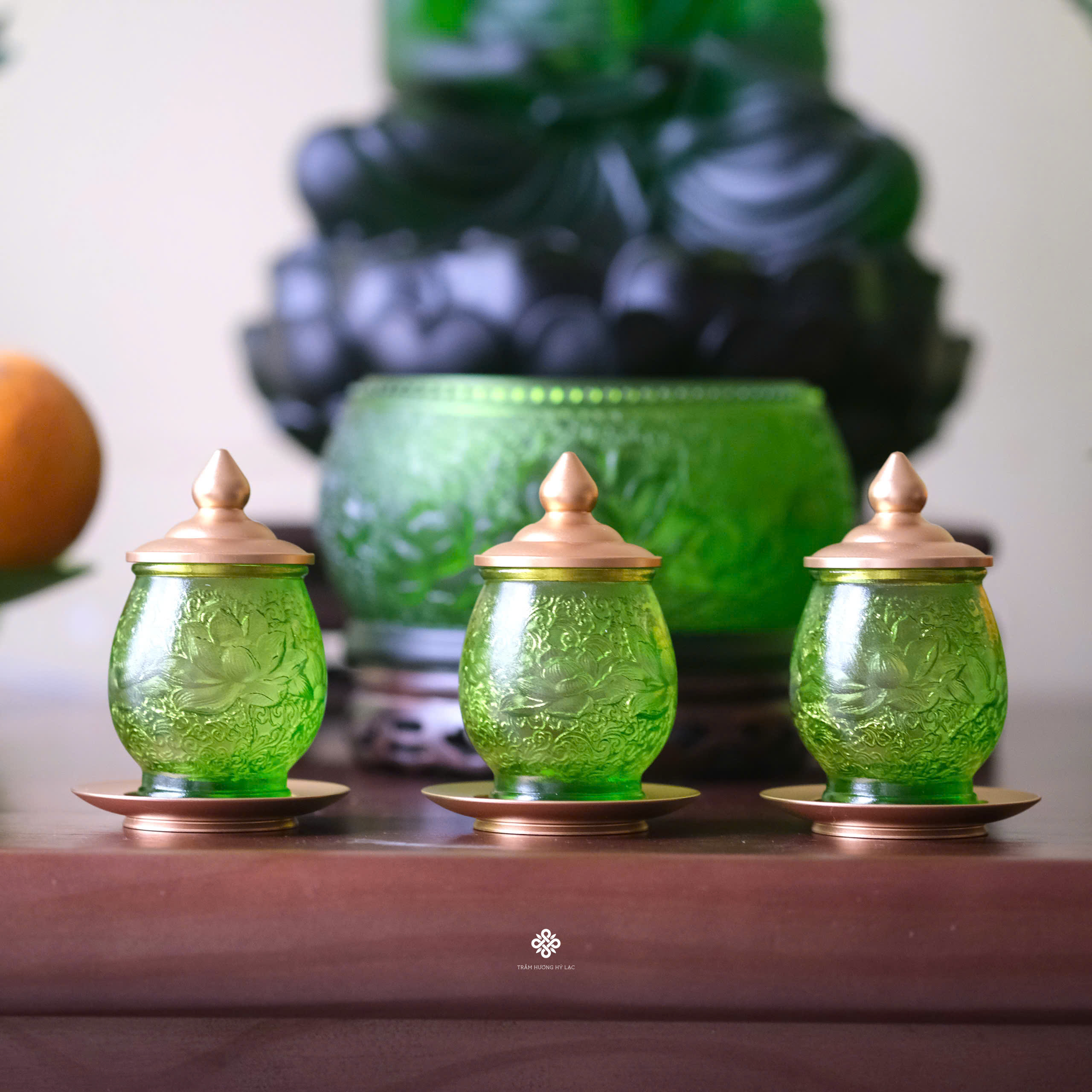 Chén nước hoa sen lưu ly xanh lá