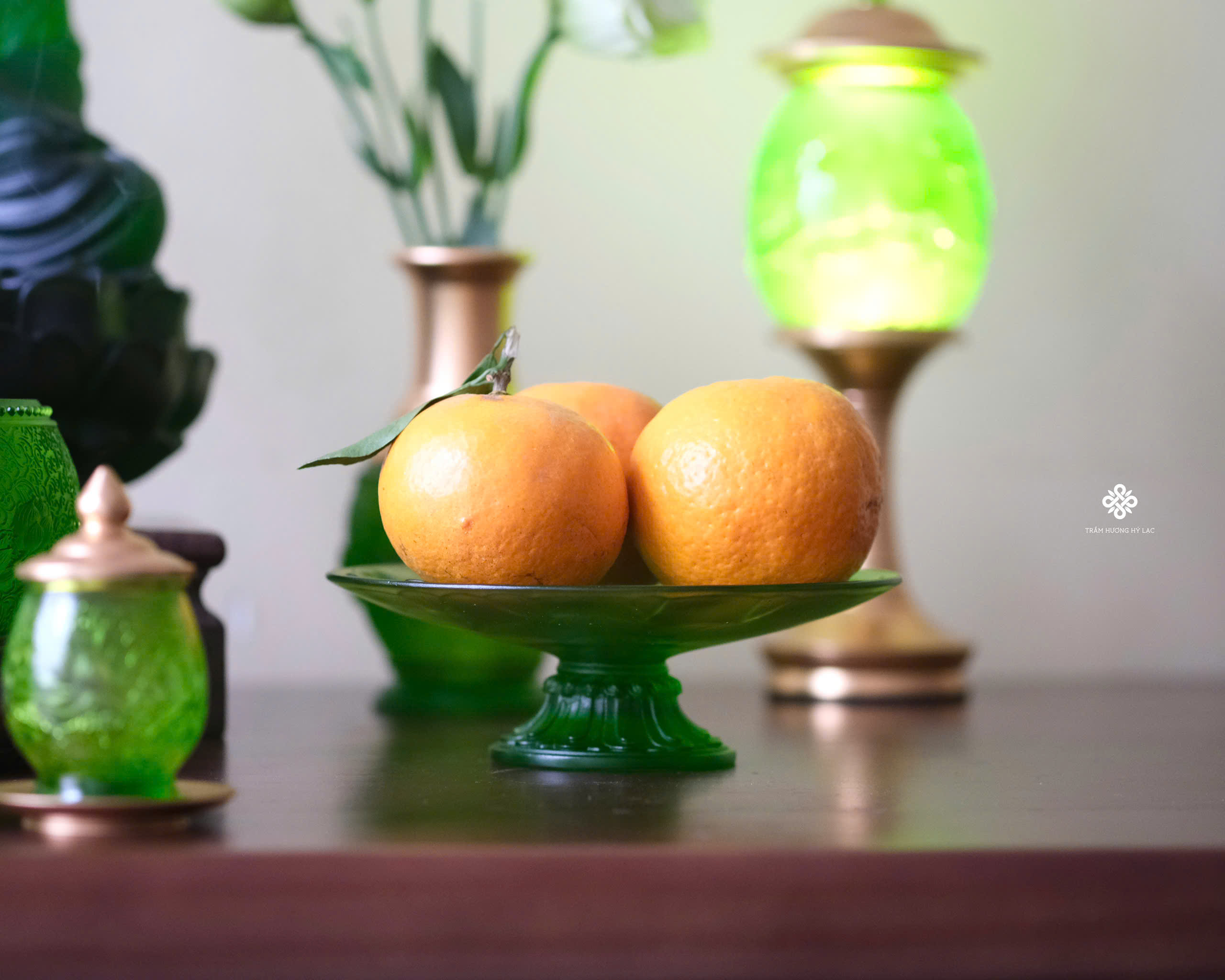 Đĩa bồng hoa sen lưu ly xanh lá