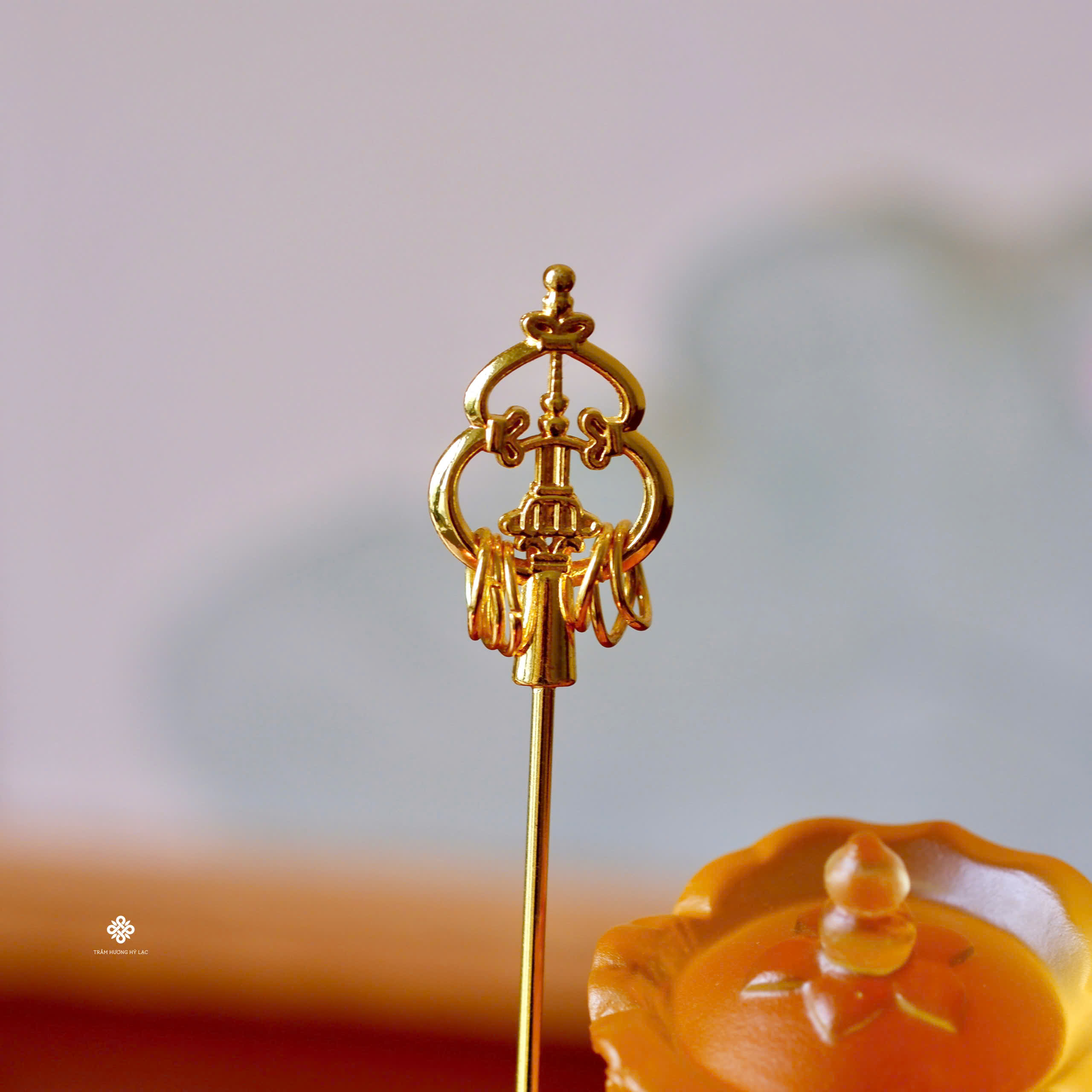 Tượng Địa Tạng Bồ Tát lưu ly vàng 22cm