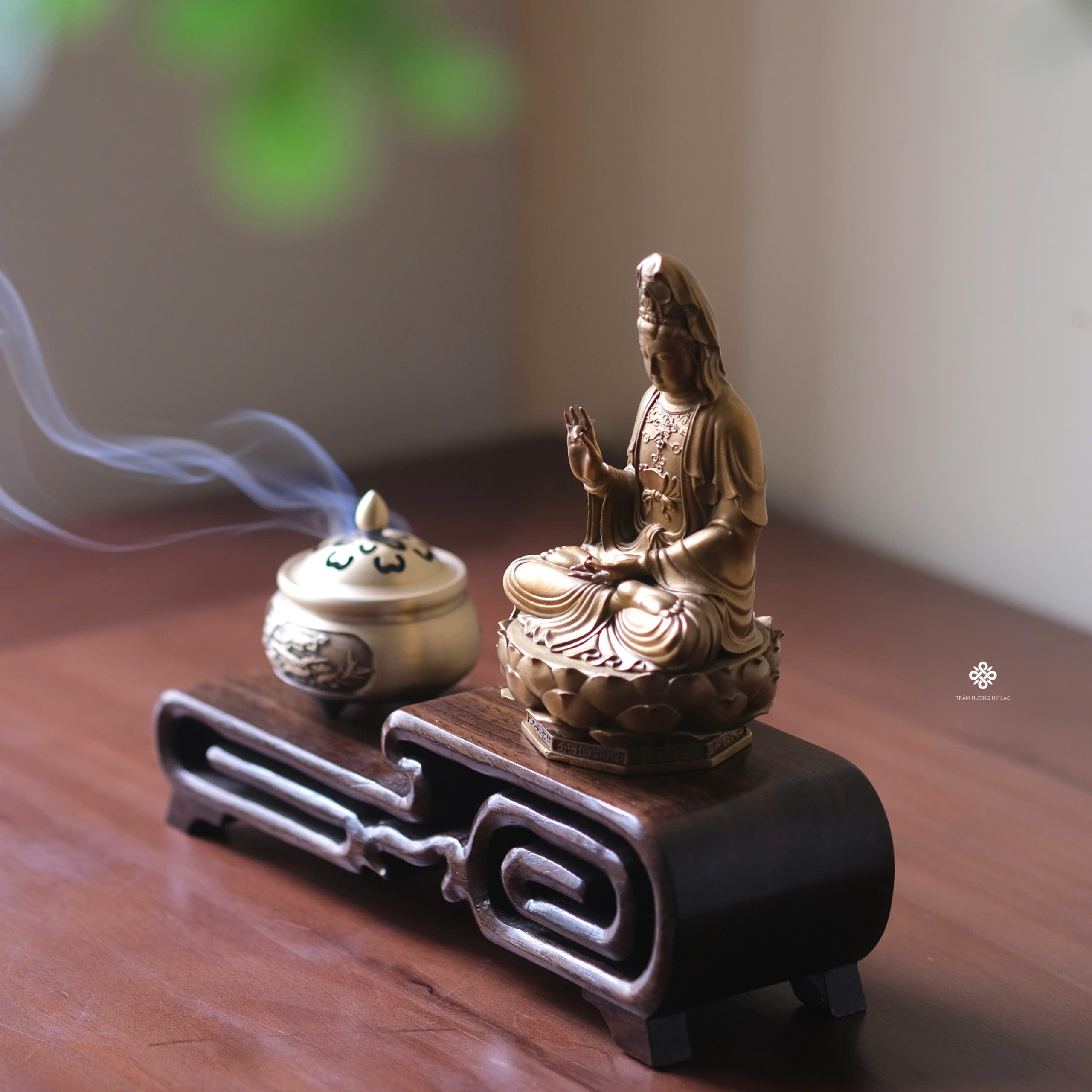 Tượng Quan Âm Bồ tát đồng vàng 11.5cm