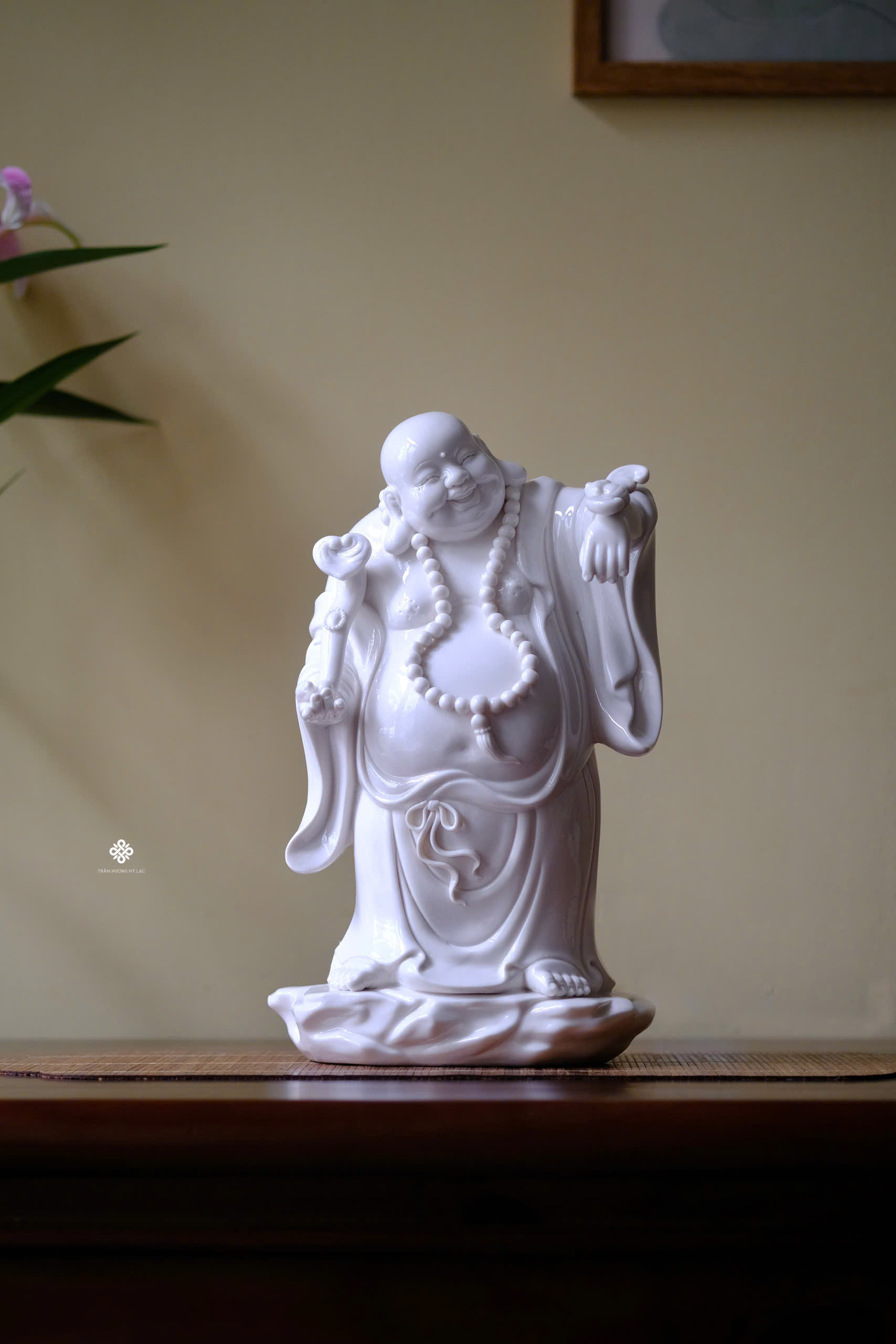 Tượng Đức Phật Di Lặc phúc hỷ sứ trắng