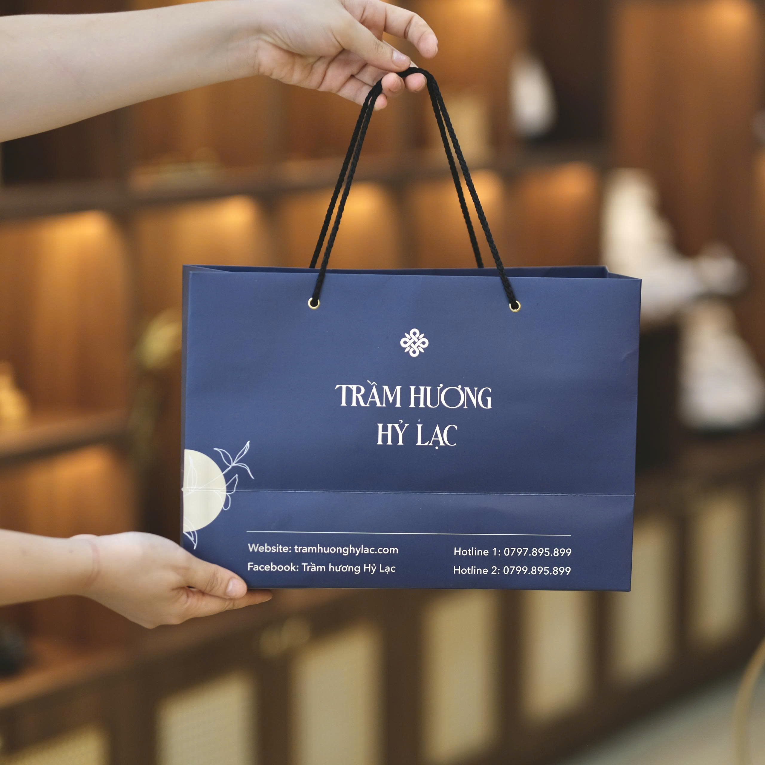 Bộ quà tặng thưởng trầm Thanh Liên