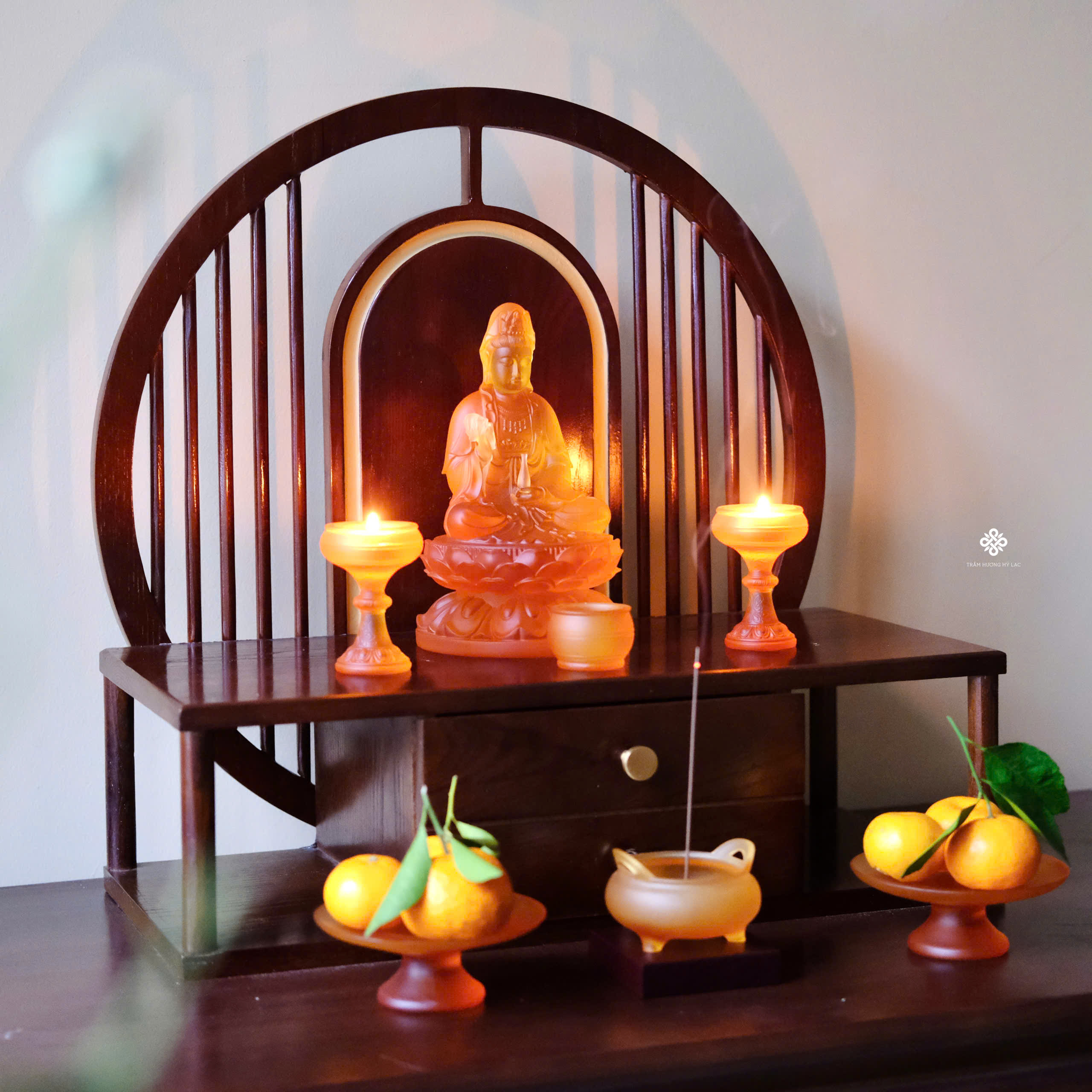 Ban thờ lưu ly vàng nhỏ