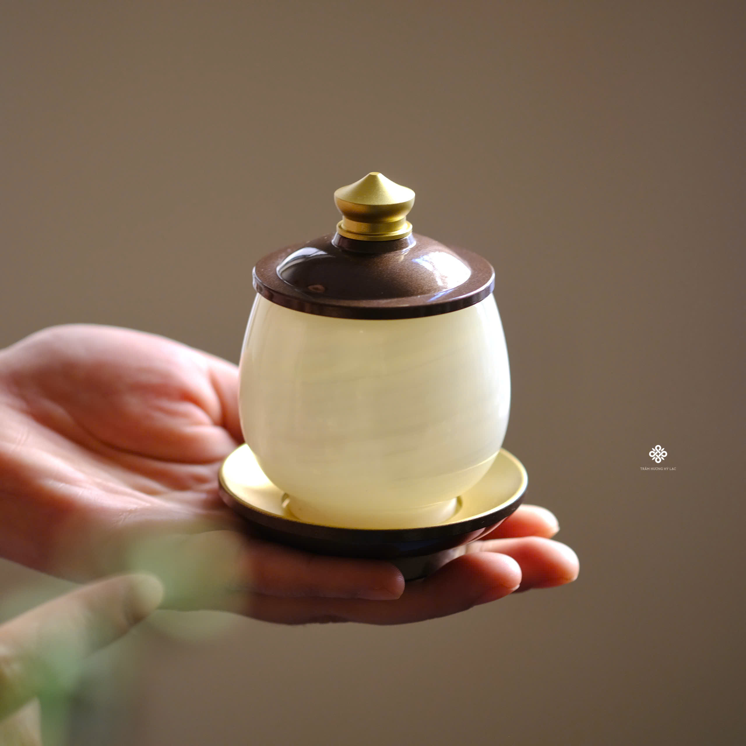 Chén nước ngọc bích xanh