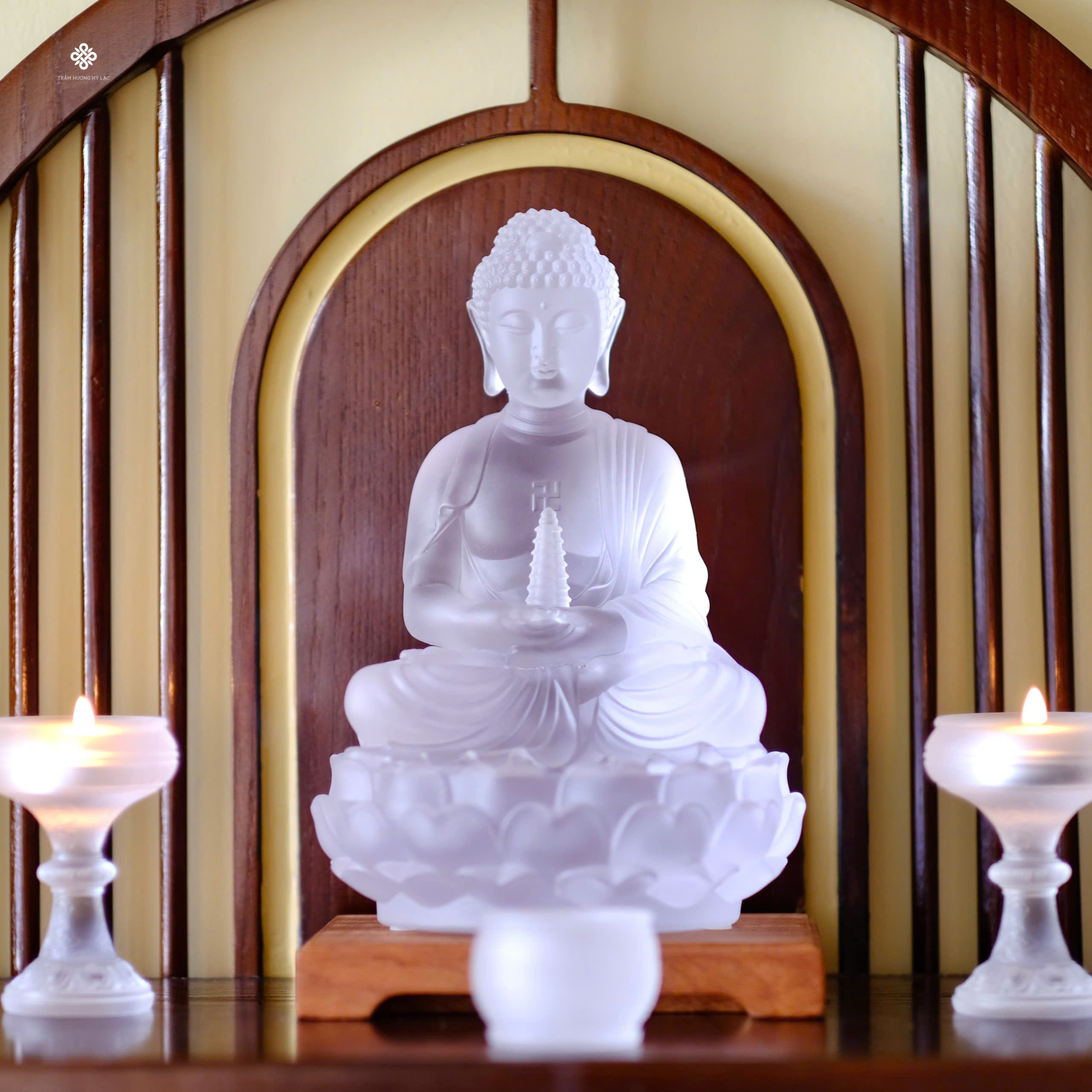 Chén nước nhỏ lưu ly trắng