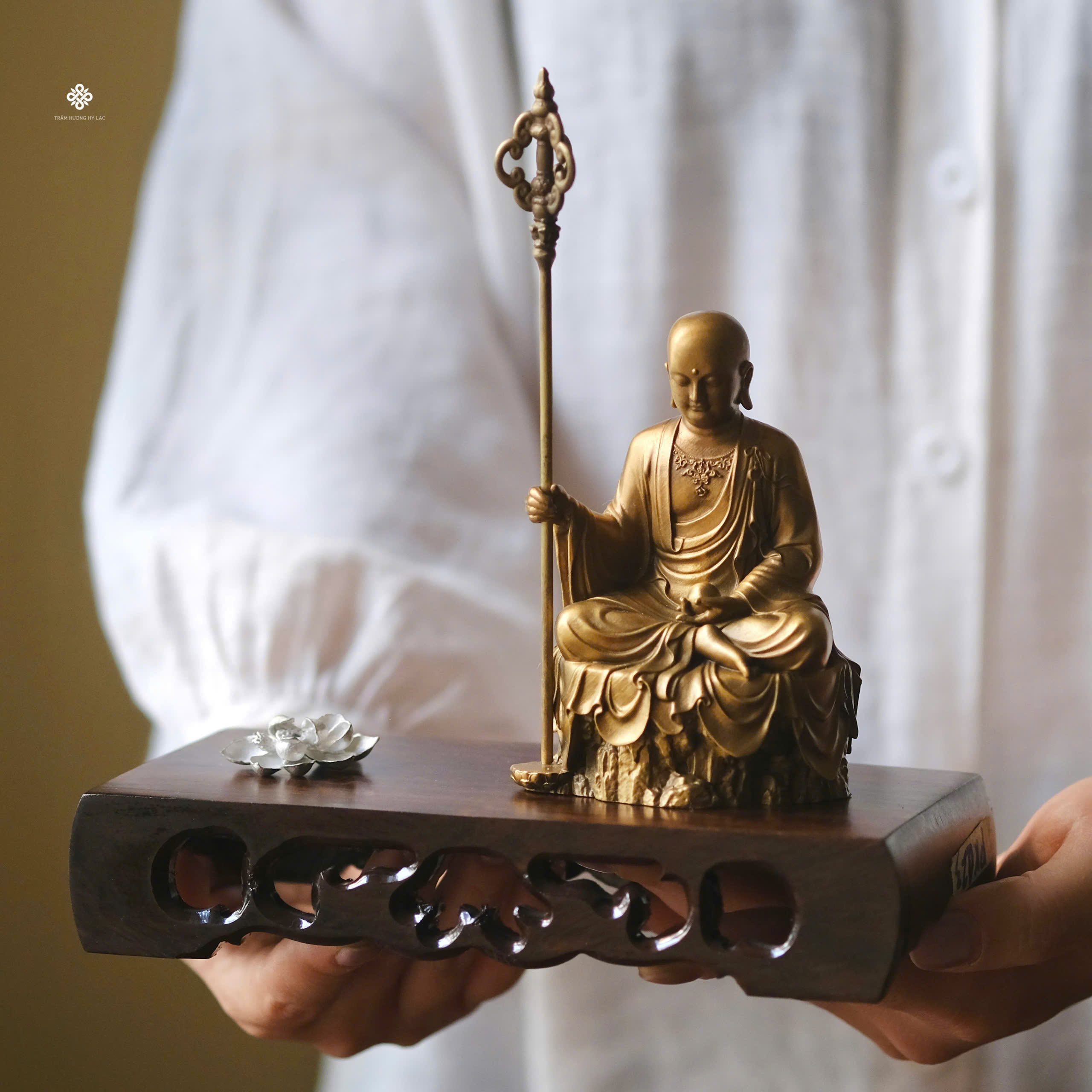 Tượng Địa Tạng Bồ tát đồng vàng 10cm