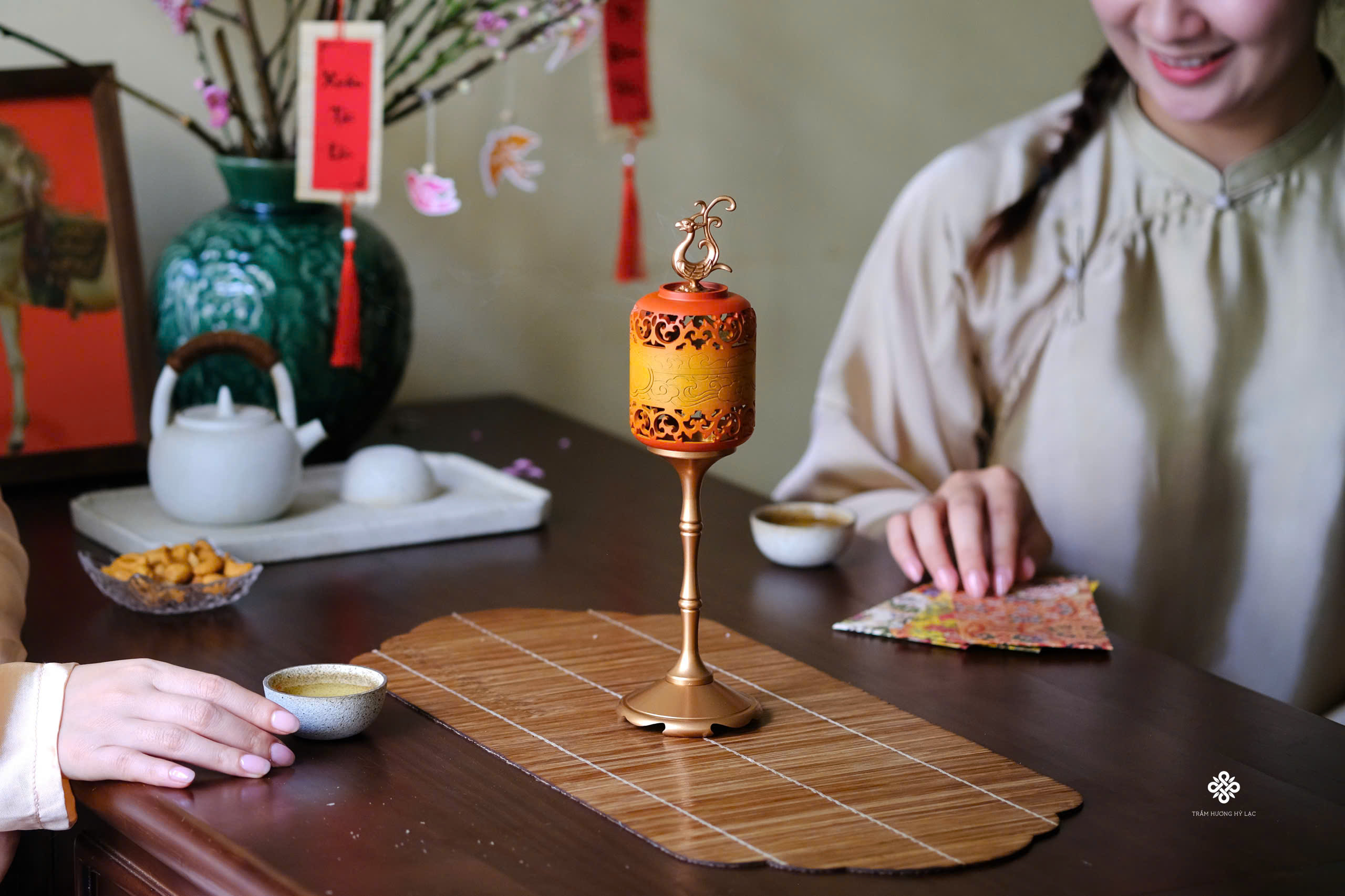 Bộ quà tặng thưởng trầm Phượng Hoàng