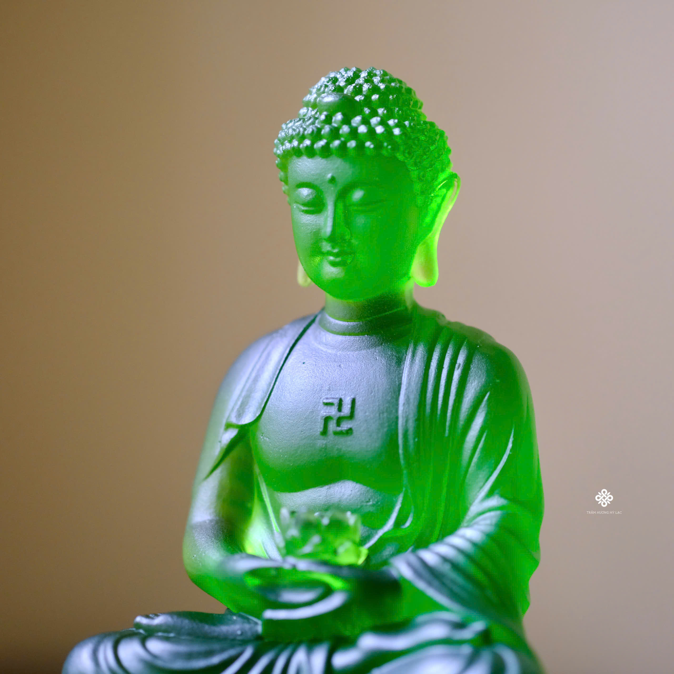 Tượng Đức Phật A Di Đà lưu ly xanh lá 12cm