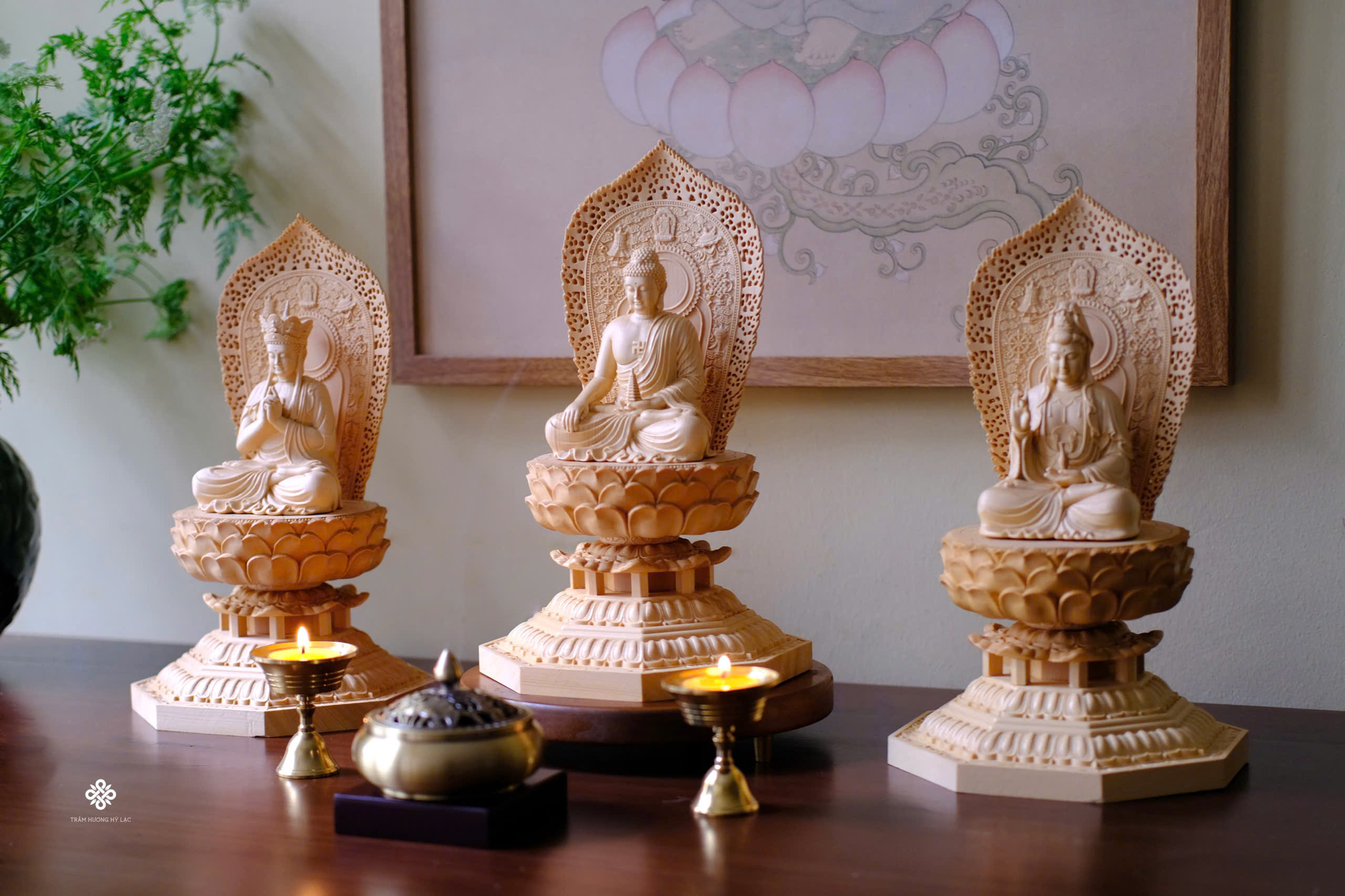 Ban thờ Đức Phật Dược Sư, Bồ Tát Địa Tạng và Bồ Tát Quan Âm