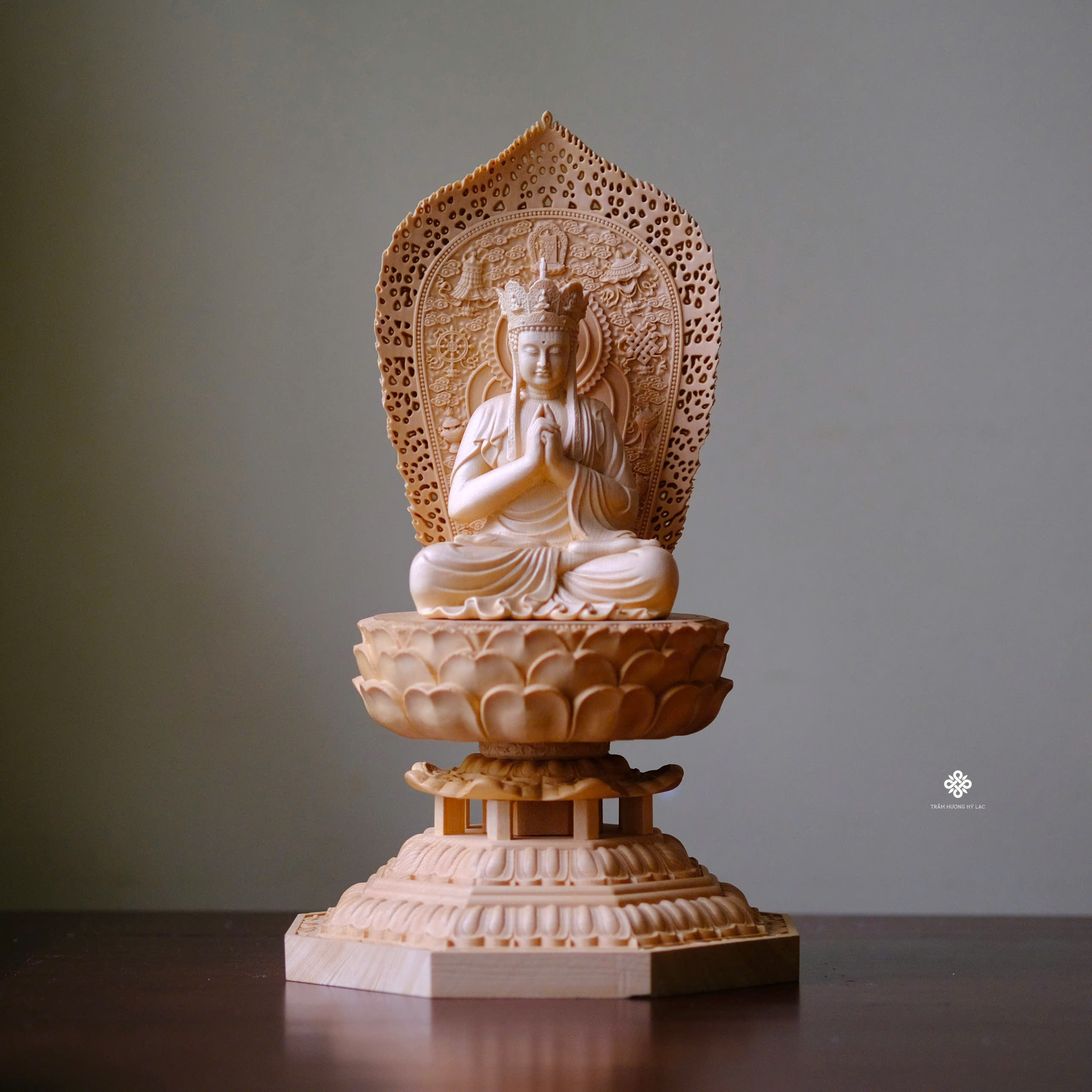 Tượng Địa Tạng Bồ Tát gỗ bách 29cm