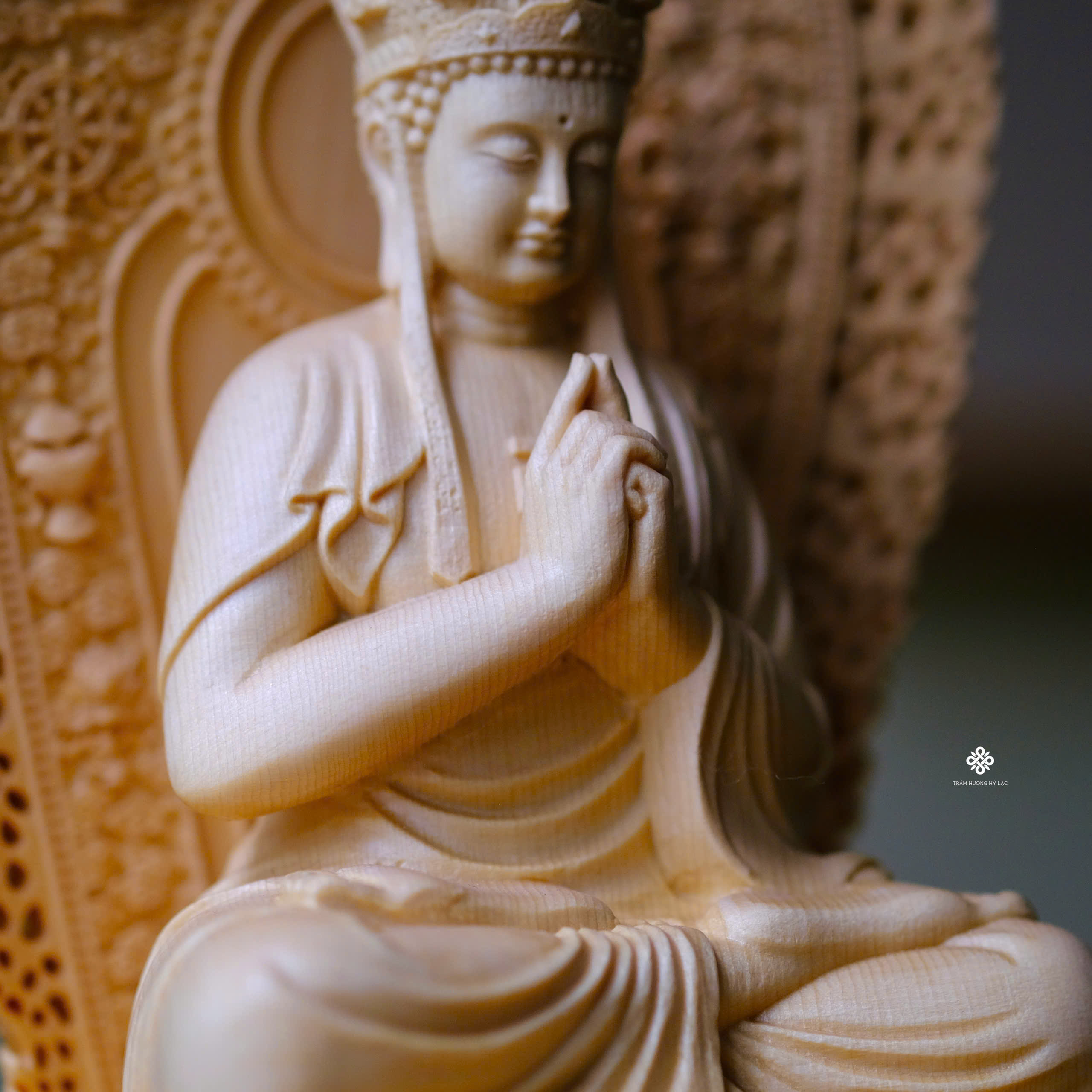 Tượng Địa Tạng Bồ Tát gỗ bách 29cm