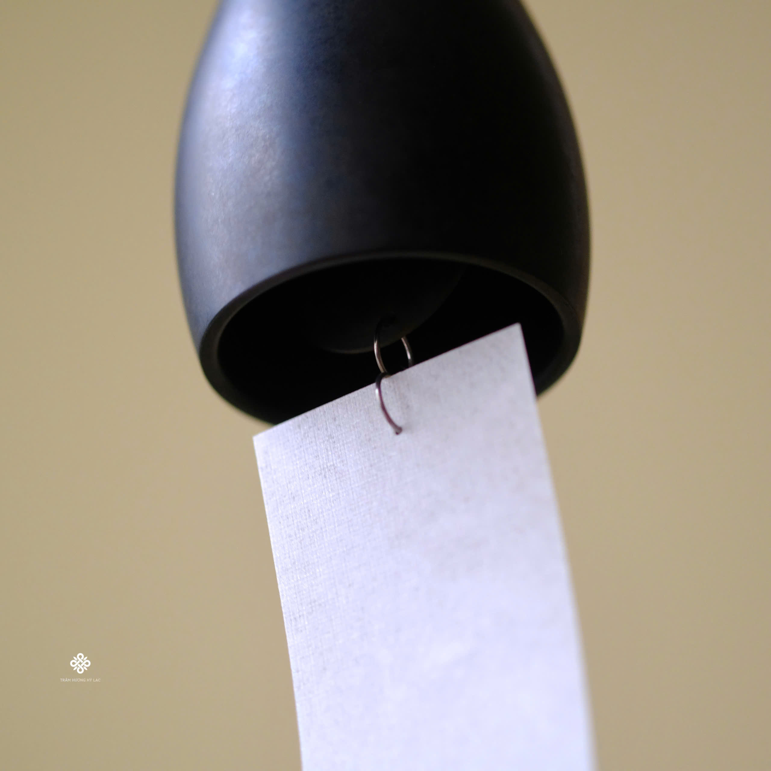 Chuông gió Shizuku đen nhung