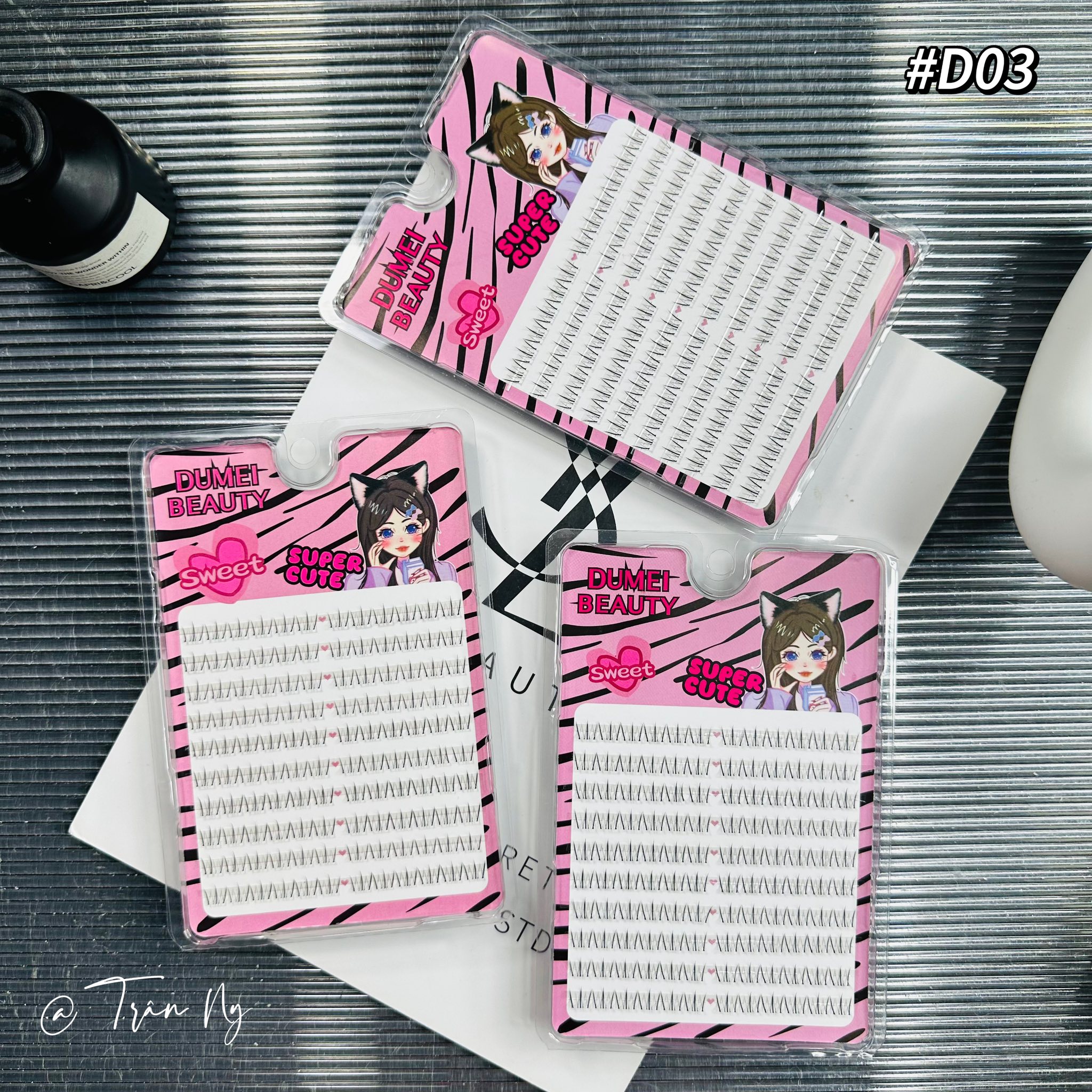 Mi dưới móng vuốt cáo