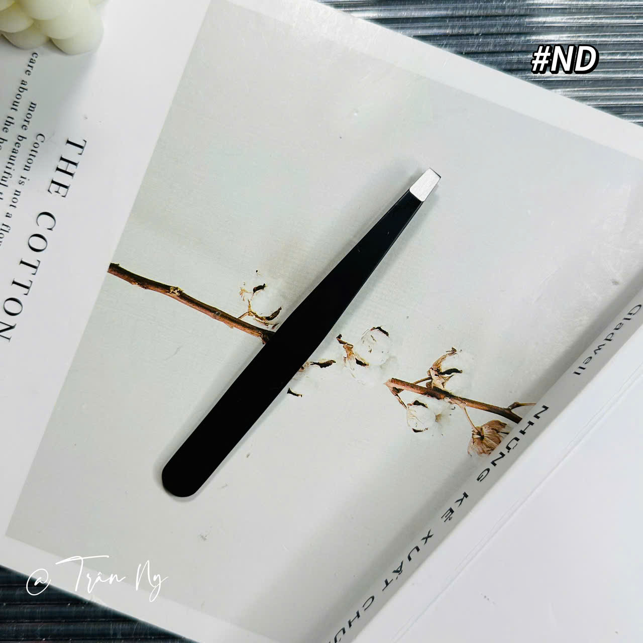 Nhíp nhổ chân mày