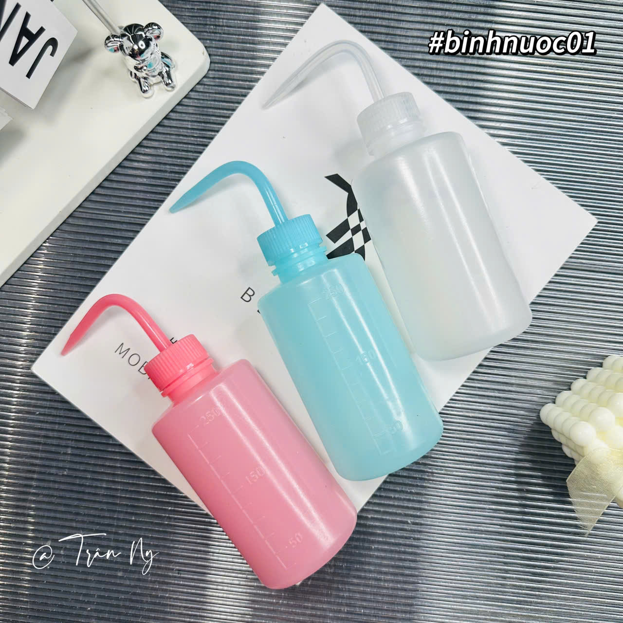 Bình đựng nước rửa mi 250ml