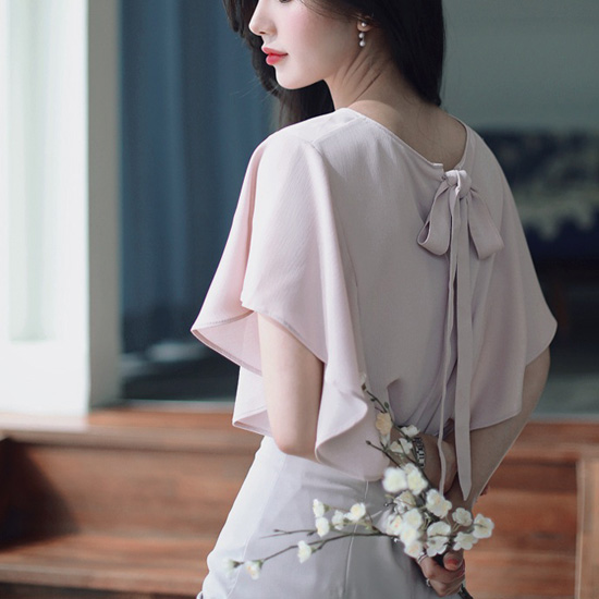 Áo sơ mi kiểu cổ tròn tay bèo rũ thời trang