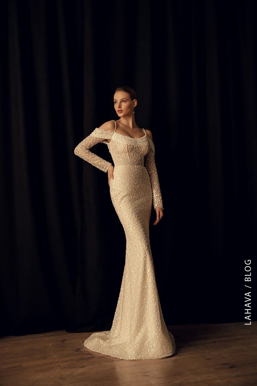 Váy thanh lý cúp ngực chân hoa TL23017 - Nicole Bridal