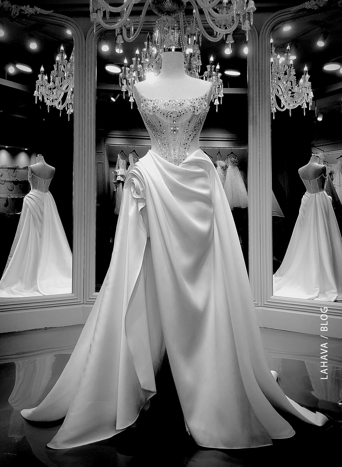Custommade Minimalist wedding dress tailor shop LAHAVA