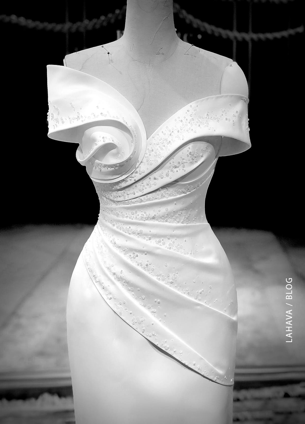 Custommade Minimalist wedding dress tailor shop LAHAVA
