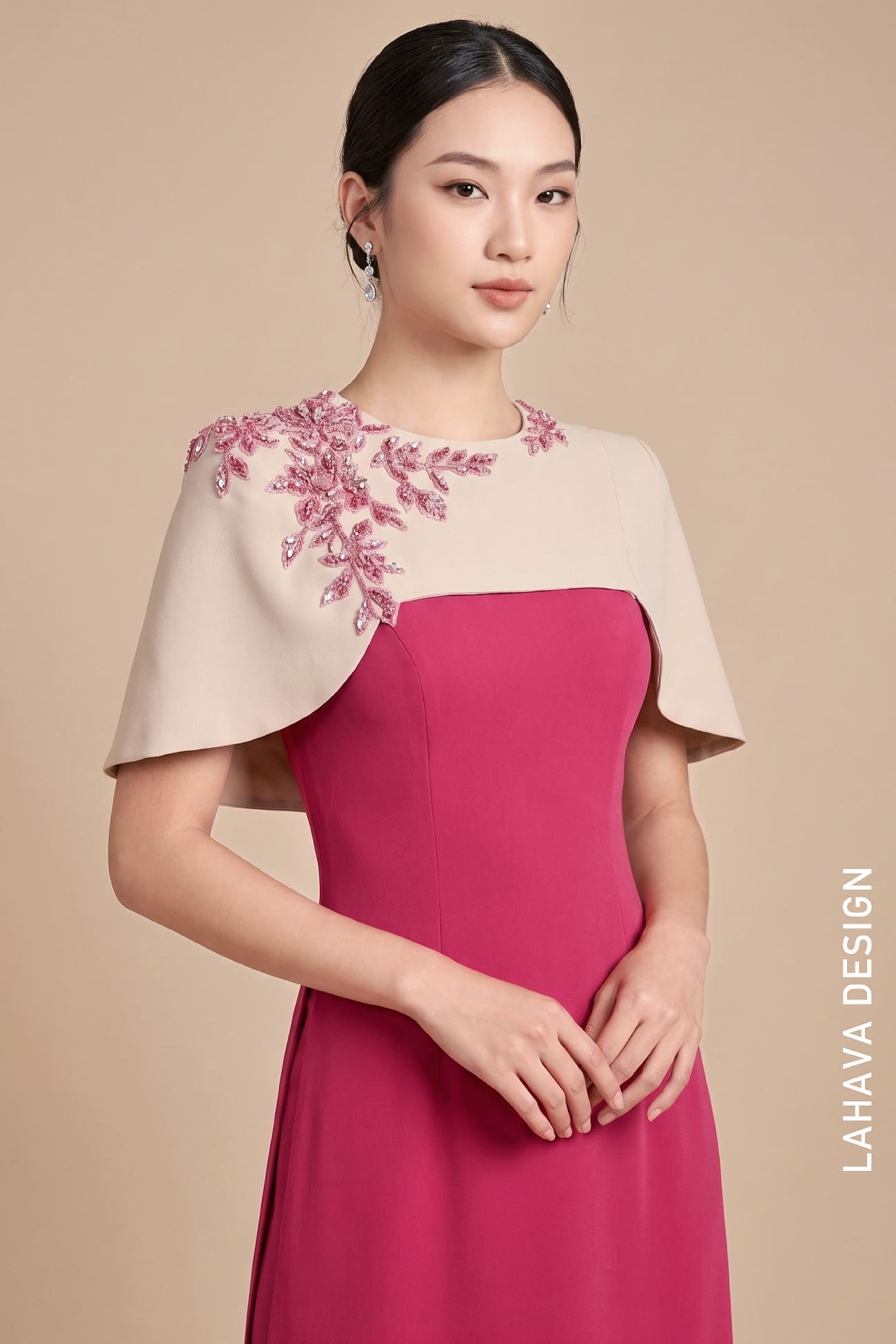 Áo Dài Đi Tiệc Phối Áo Choàng Hiện Đại