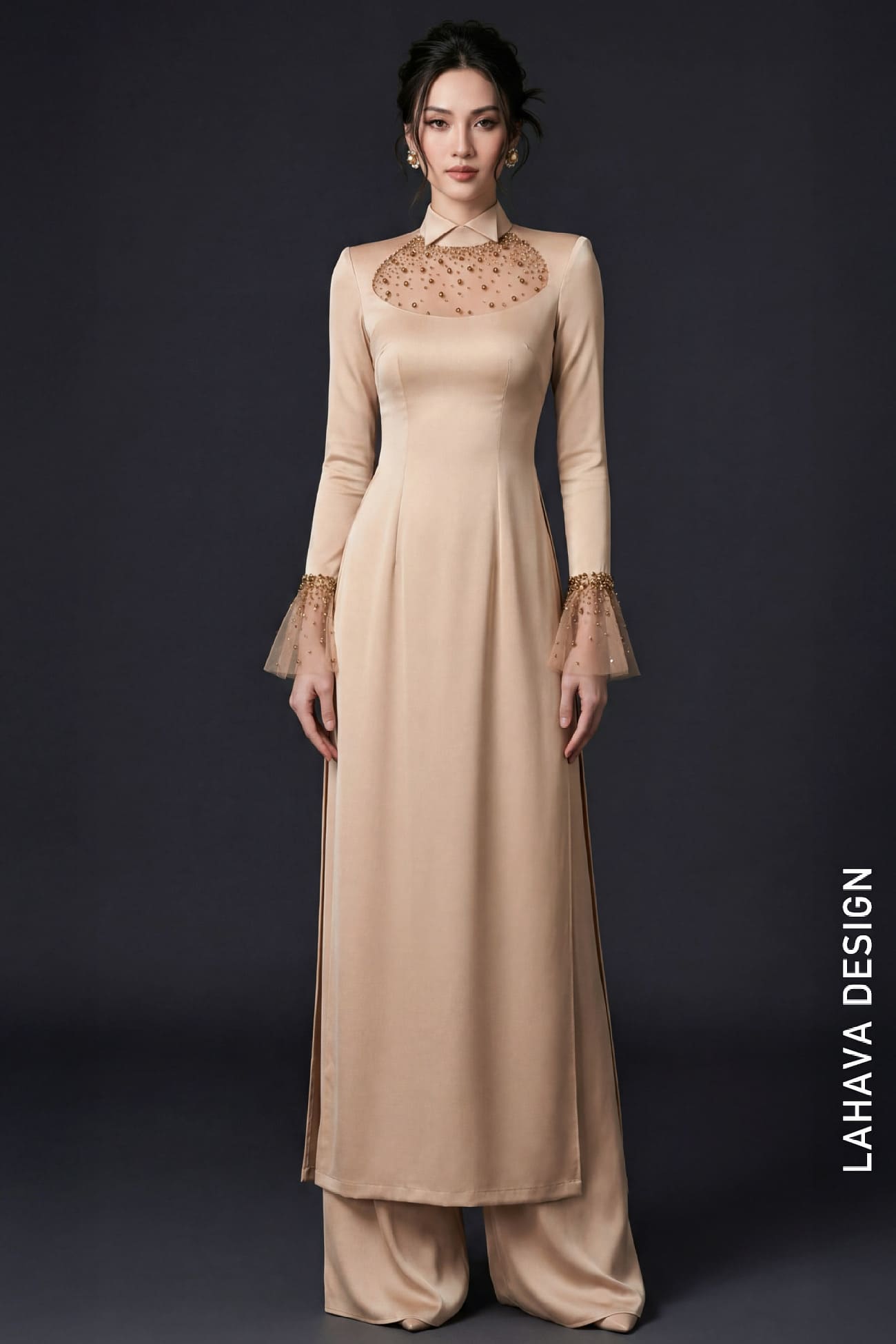 Áo Dài Dự Tiệc Satin Màu Be Đính Kết Hạt Cườm Tinh Tế