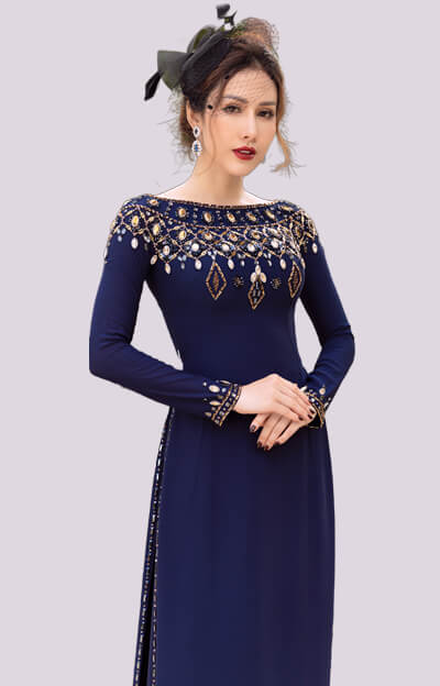 Áo dài trung niên