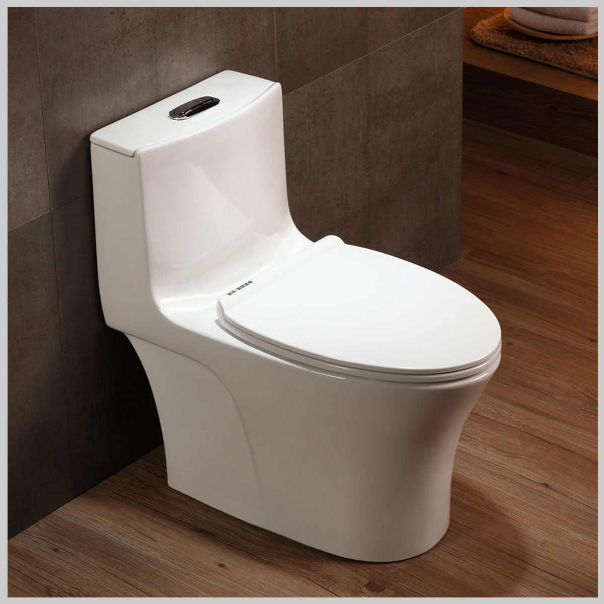 Bồn cầu liền khối CB89 phủ men tuyết – xả xoáy mạnh, chống bám bẩn, kháng khuẩn