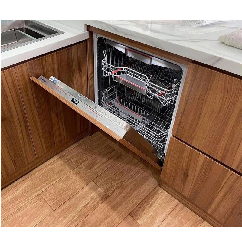 Máy rửa bát Bosch SMV6ZCX42E dung tích 14 bộ, phù hợp gia đình 4-6 người