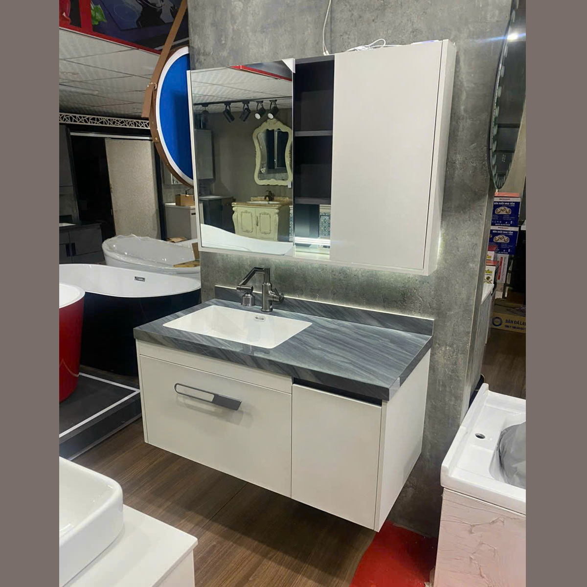 Tủ chậu rửa mặt 225 inox lõi nhôm tổ ong, mặt đá chậu sứ, kích thước 800x480mm