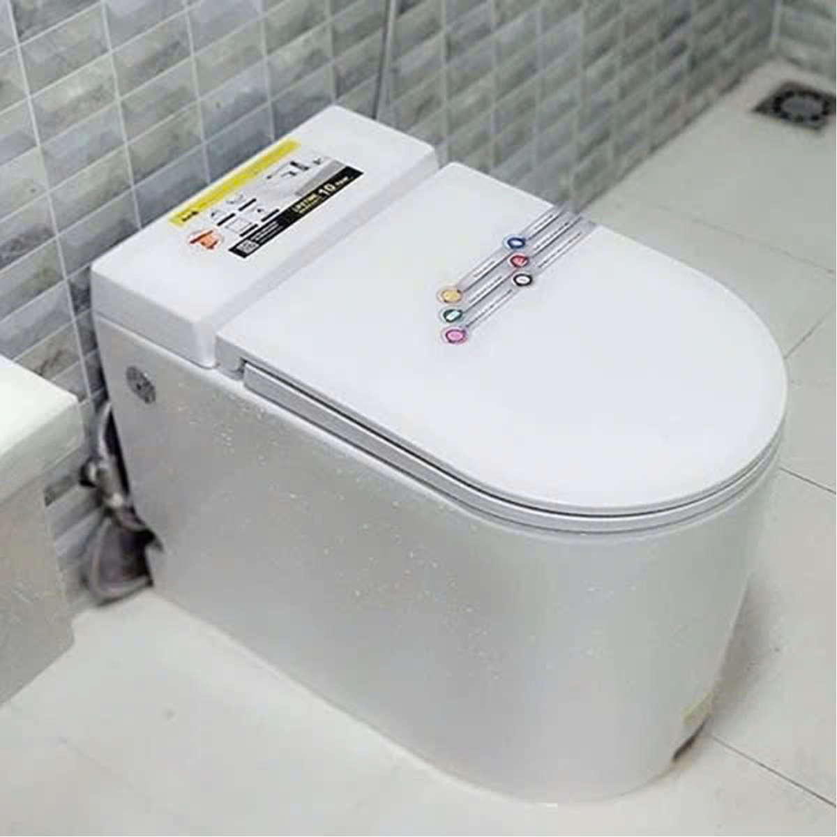 Bệt Cảm Ứng Đá Chân Bello BL750 – Xu Hướng Mới Cho Nhà Vệ Sinh Thông Minh