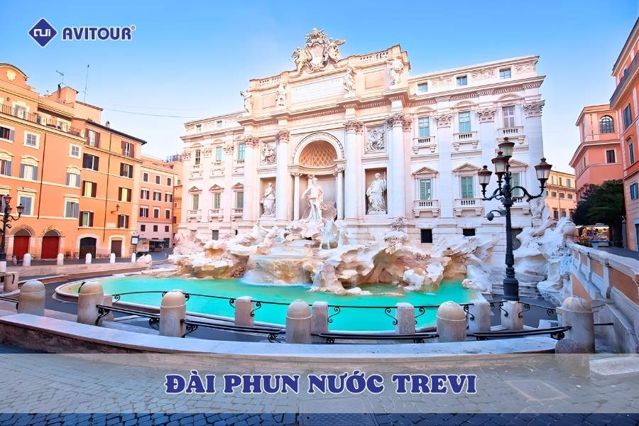 Đài phun nước Trevi - Biểu tượng lãng mạn giữa