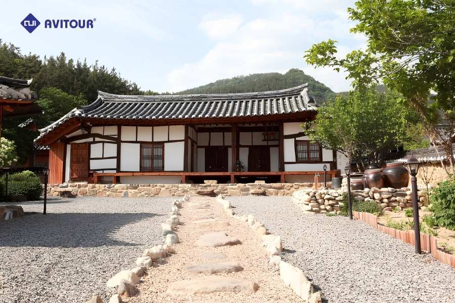 Bảo tàng Dân gian Quốc gia Hàn Quốc: Điểm hẹn văn hóa không thể bỏ lỡ tại Seoul
