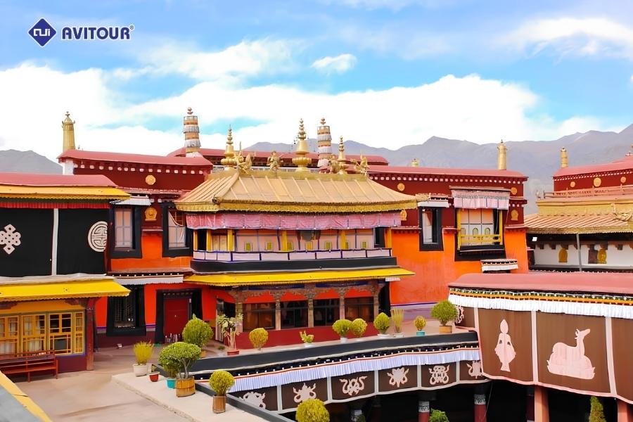 Chùa Jokhang: Trái tim Phật giáo Tây Tạng giữa lòng Lhasa